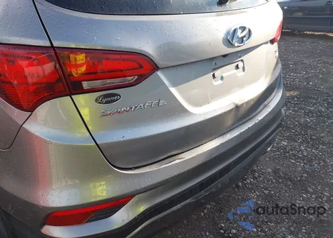 2017 Hyundai Santa Fe Sport 2.4L z USA, uszkodzony, nr VIN 5NMZUDLB0HH030224